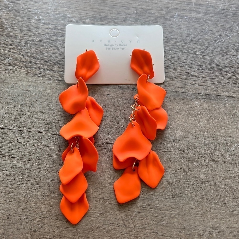 NEW Orange petal layered dangle earrings